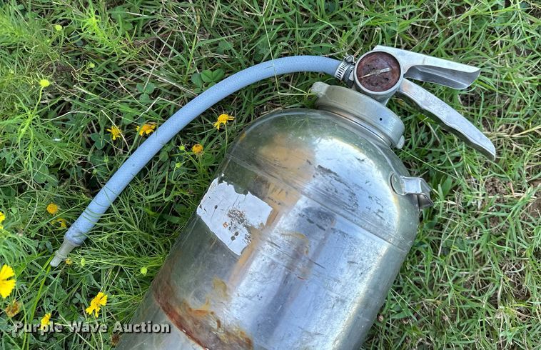 image for item OG9159 2013 Vermeer 604 Super M  round baler