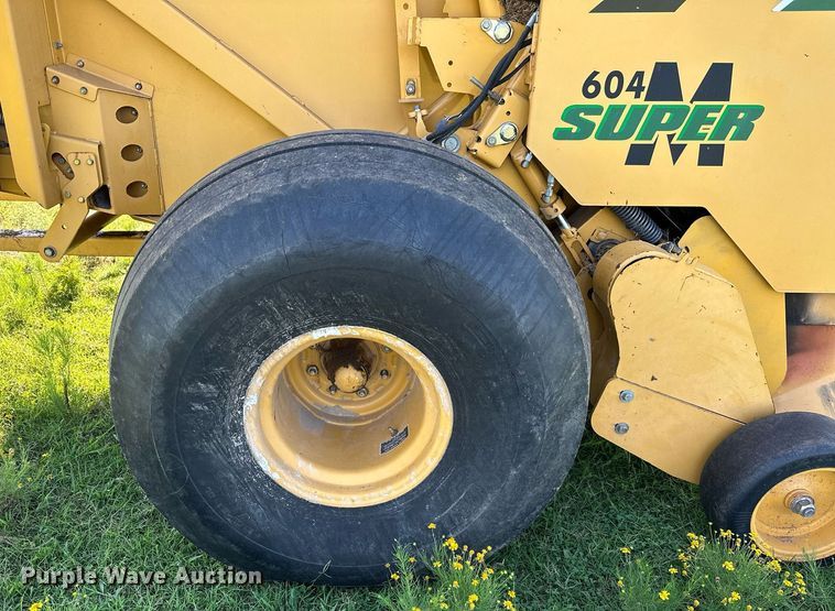 image for item OG9159 2013 Vermeer 604 Super M  round baler