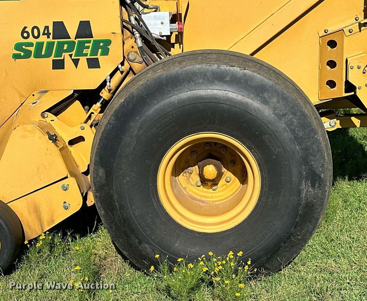 image for item OG9159 2013 Vermeer 604 Super M  round baler