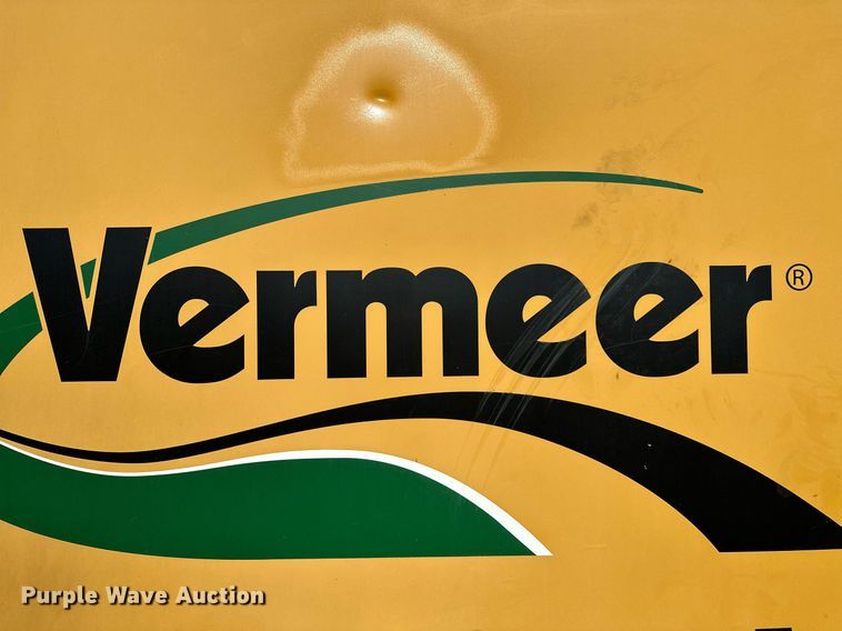 image for item OG9159 2013 Vermeer 604 Super M  round baler