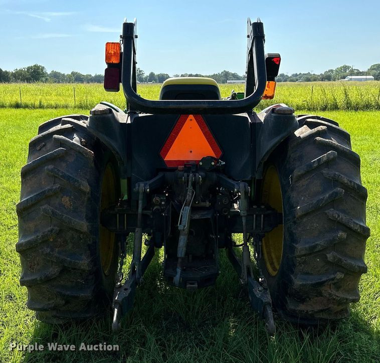 image for item OG9160 2006 John Deere 5105  tractor