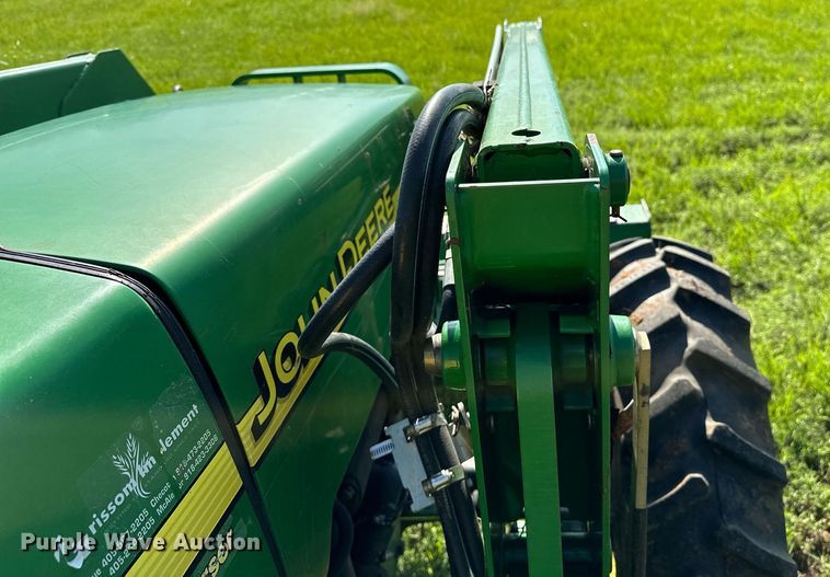 image for item OG9160 2006 John Deere 5105  tractor