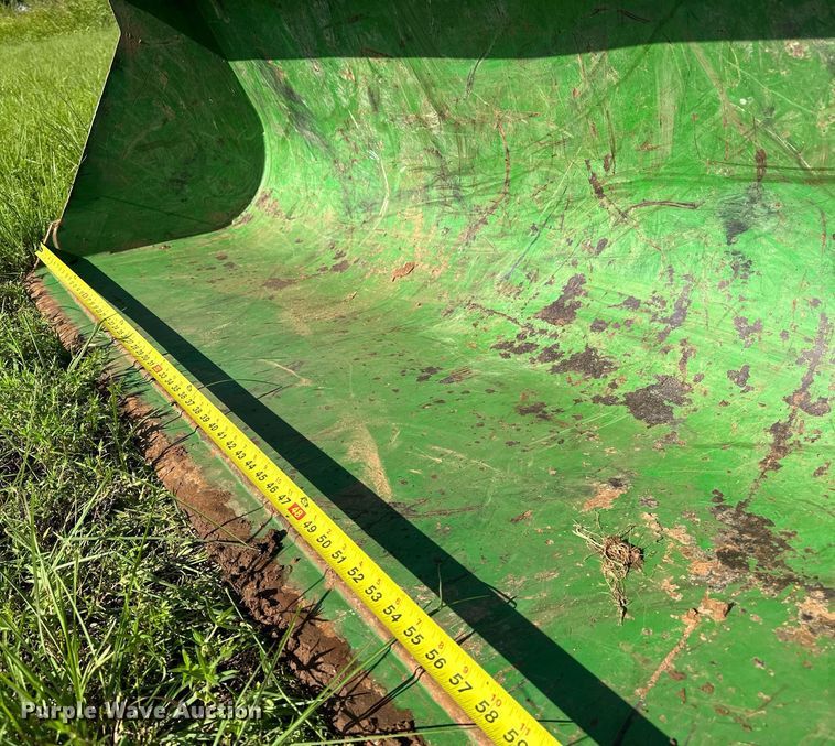 image for item OG9160 2006 John Deere 5105  tractor