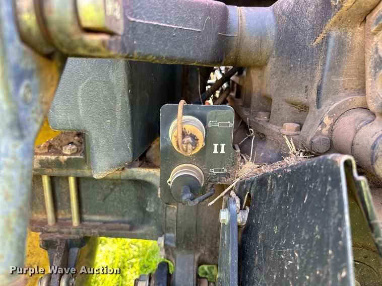 image for item OG9160 2006 John Deere 5105  tractor