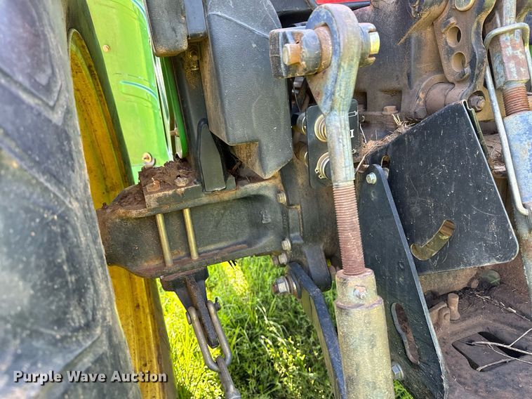 image for item OG9160 2006 John Deere 5105  tractor