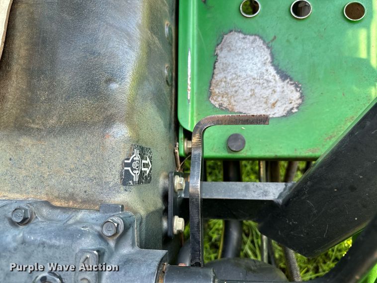 image for item OG9160 2006 John Deere 5105  tractor