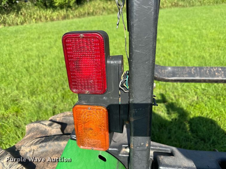 image for item OG9160 2006 John Deere 5105  tractor