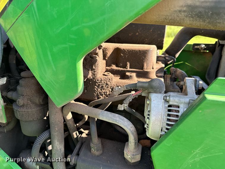 image for item OG9160 2006 John Deere 5105  tractor