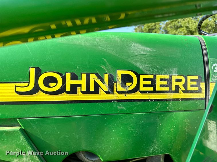 image for item OG9160 2006 John Deere 5105  tractor