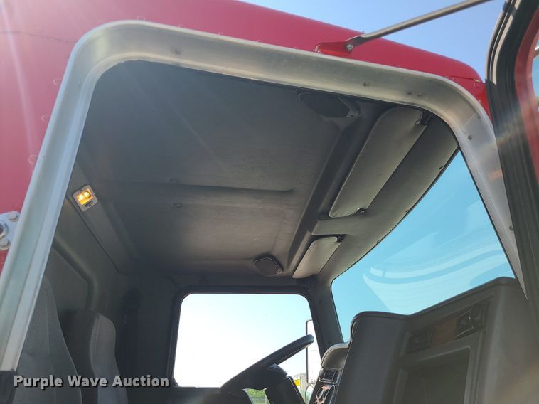 image for item DI3006 2002 Kenworth T300  delivery truck