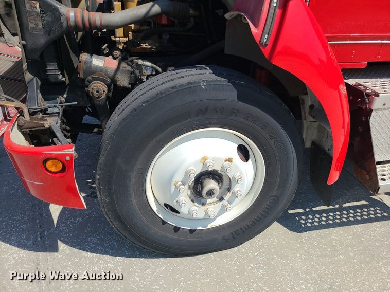 image for item DI3006 2002 Kenworth T300  delivery truck