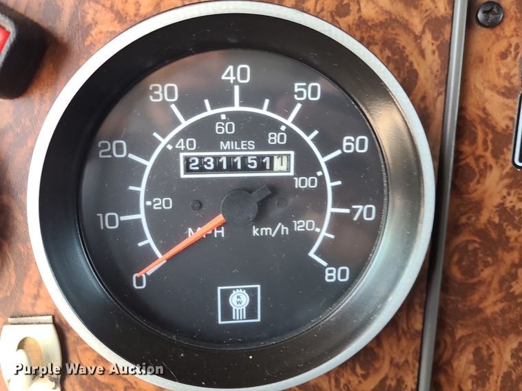 image for item DI3007 2003 Kenworth T300  delivery truck