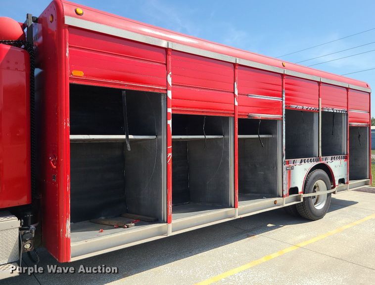 image for item DI3007 2003 Kenworth T300  delivery truck