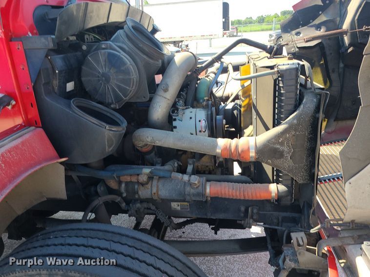 image for item DI3007 2003 Kenworth T300  delivery truck