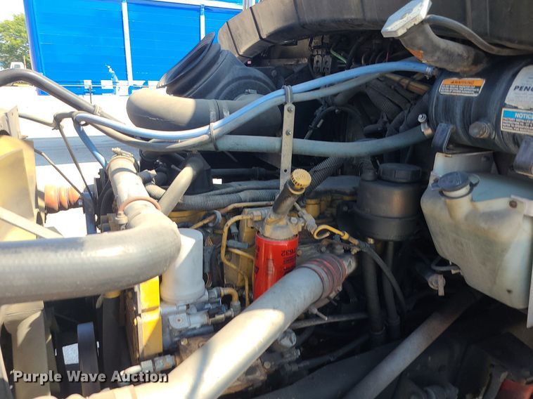 image for item DI3007 2003 Kenworth T300  delivery truck