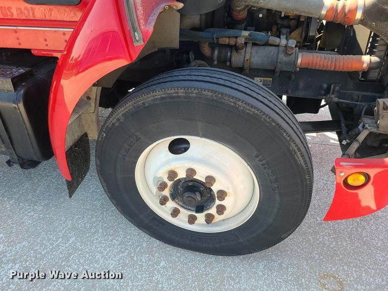 image for item DI3007 2003 Kenworth T300  delivery truck