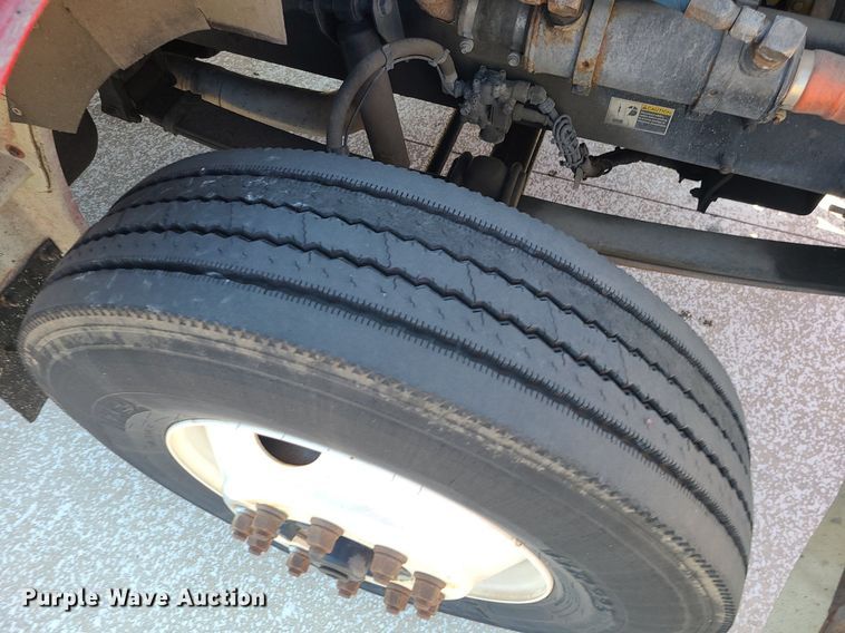 image for item DI3007 2003 Kenworth T300  delivery truck