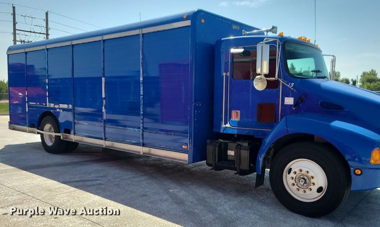 image for item DI3008 2001 Kenworth T300  delivery truck