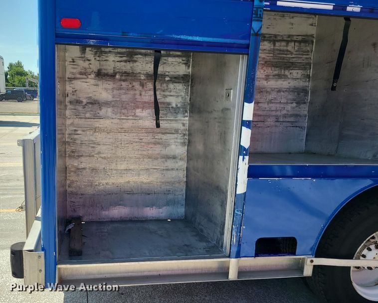 image for item DI3008 2001 Kenworth T300  delivery truck