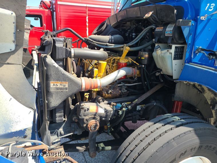 image for item DI3008 2001 Kenworth T300  delivery truck