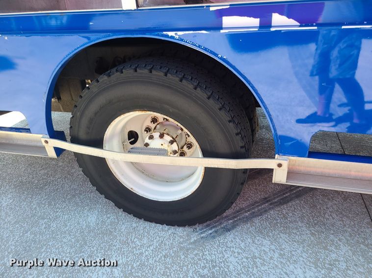 image for item DI3008 2001 Kenworth T300  delivery truck