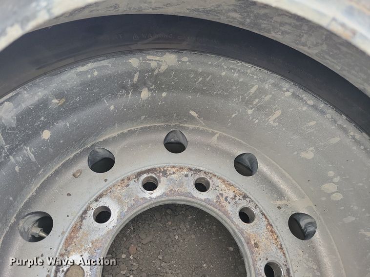 image for item DN4126 (4) Michelin 455/55R22.5 tires and wheels