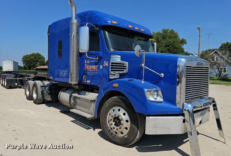 image for item DN8661 2015 Freightliner 122SD  truck