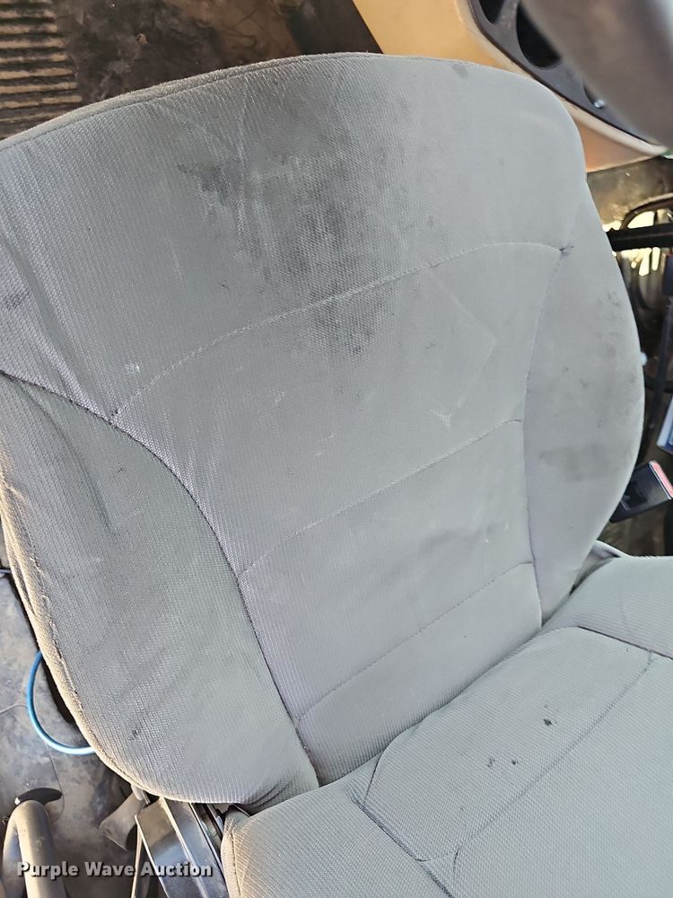 image for item DN8661 2015 Freightliner 122SD  truck