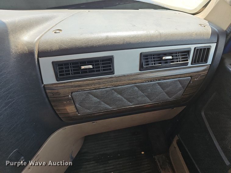 image for item DN8661 2015 Freightliner 122SD  truck