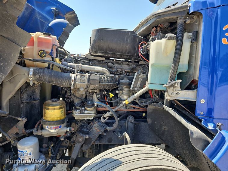 image for item DN8661 2015 Freightliner 122SD  truck