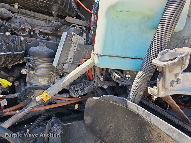 image for item DN8661 2015 Freightliner 122SD  truck