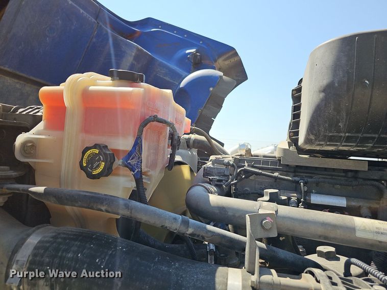 image for item DN8661 2015 Freightliner 122SD  truck