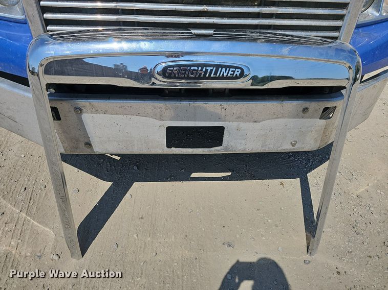 image for item DN8661 2015 Freightliner 122SD  truck