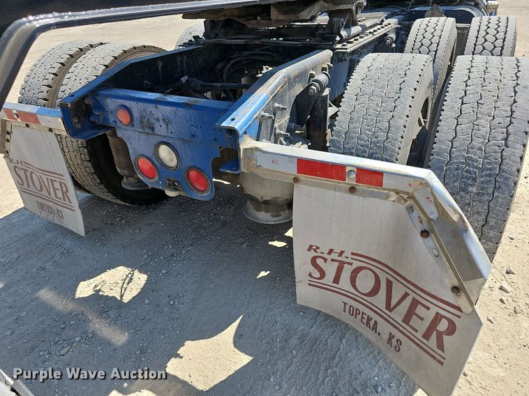 image for item DN8661 2015 Freightliner 122SD  truck