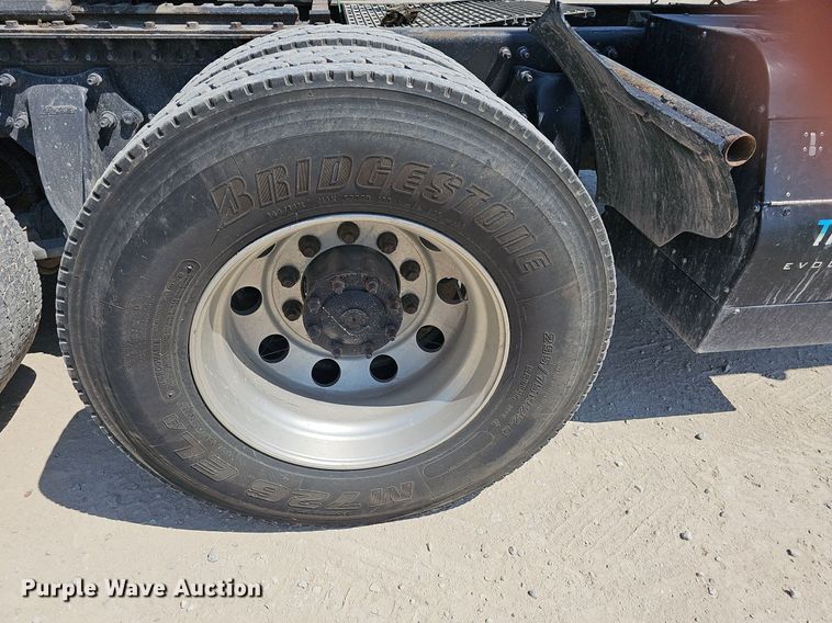 image for item DN8661 2015 Freightliner 122SD  truck