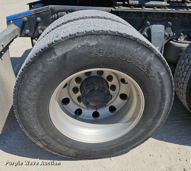 image for item DN8661 2015 Freightliner 122SD  truck