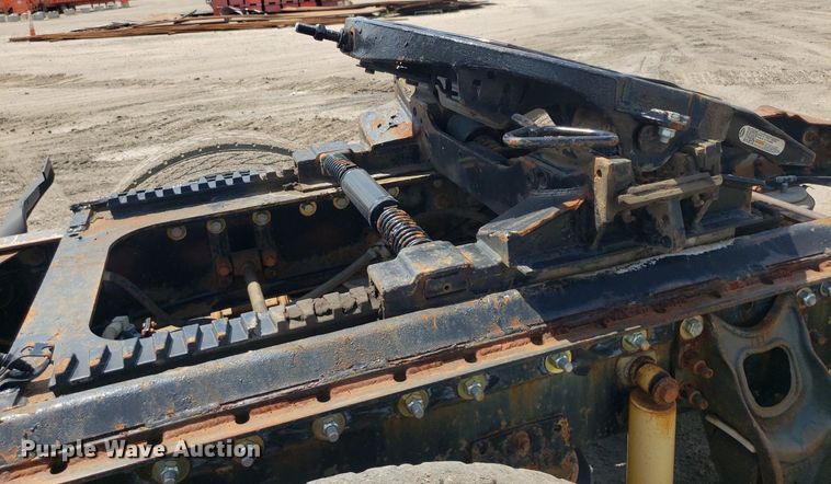 image for item DO3032 2000 International 9400i  semi truck