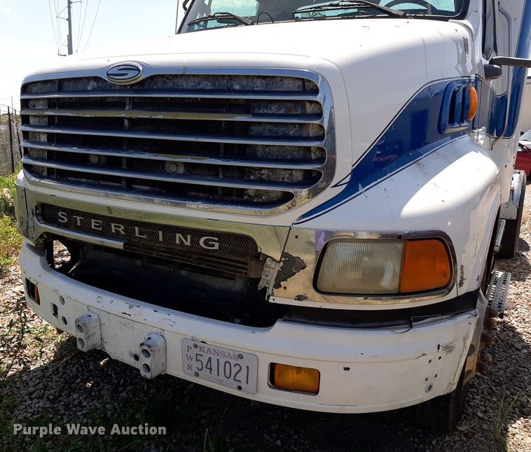 image for item DO3112 2006 Sterling AT9500  semi truck