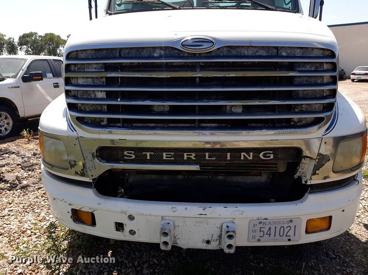 image for item DO3112 2006 Sterling AT9500  semi truck