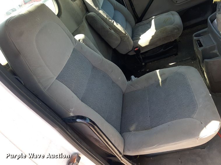 image for item DO3112 2006 Sterling AT9500  semi truck