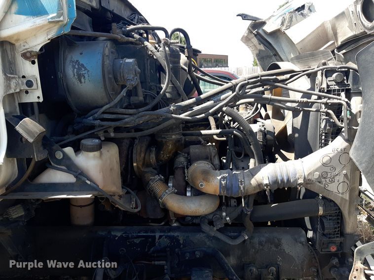 image for item DO3112 2006 Sterling AT9500  semi truck