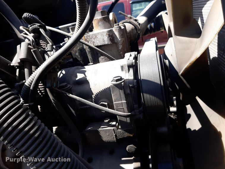 image for item DO3112 2006 Sterling AT9500  semi truck