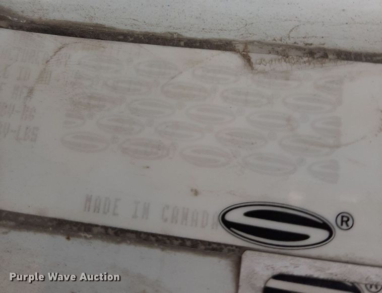 image for item DO3112 2006 Sterling AT9500  semi truck