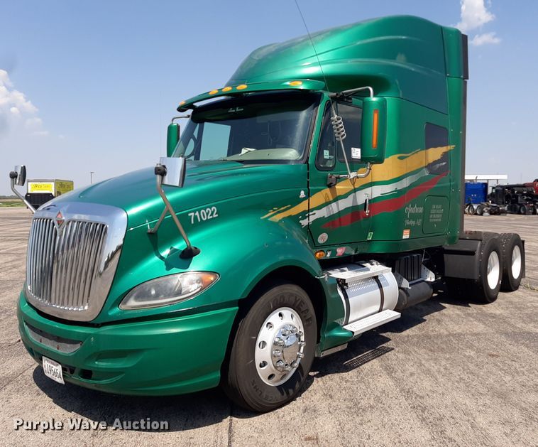 image for item DO3115 2011 International Pro Star Premium  semi truck