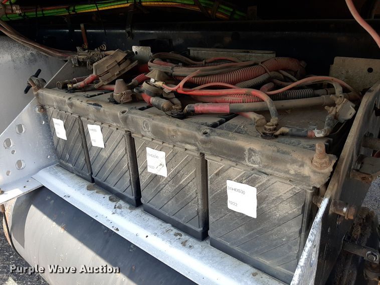 image for item DO3115 2011 International Pro Star Premium  semi truck