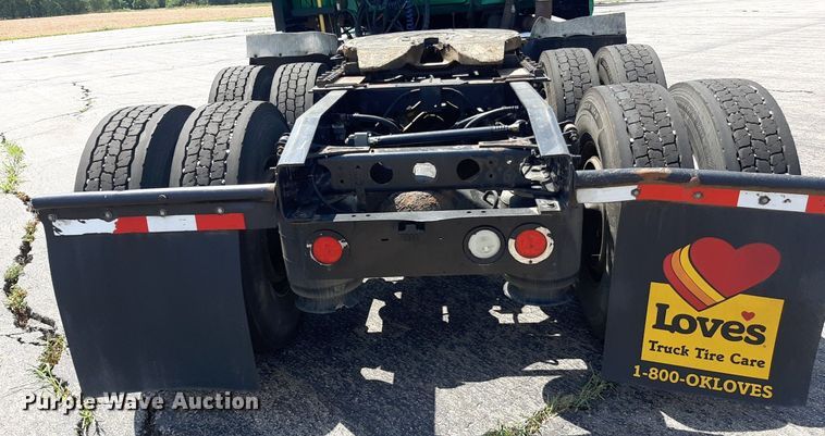 image for item DO3115 2011 International Pro Star Premium  semi truck