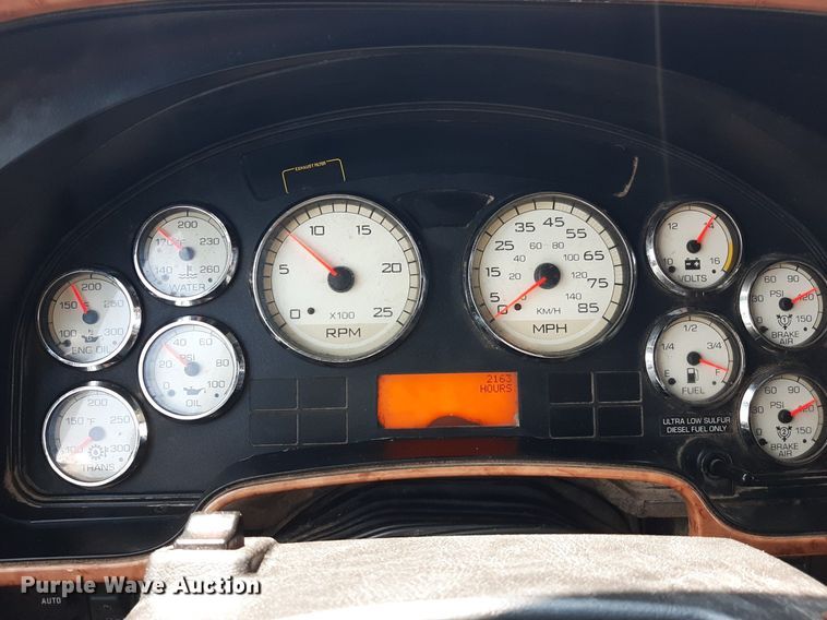 image for item DO3115 2011 International Pro Star Premium  semi truck