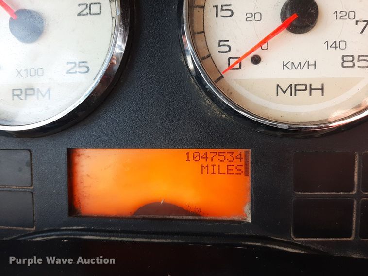 image for item DO3115 2011 International Pro Star Premium  semi truck