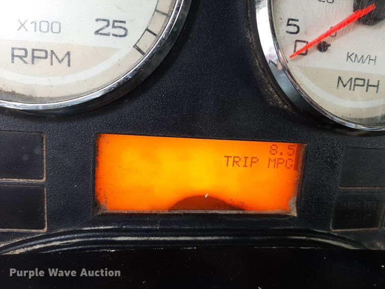 image for item DO3115 2011 International Pro Star Premium  semi truck