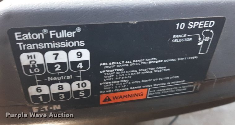 image for item DO3115 2011 International Pro Star Premium  semi truck